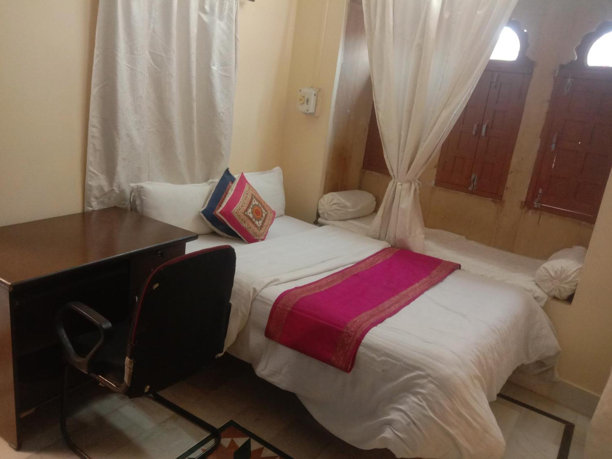 Neem Guest House Dzsaiszalmer Kültér fotó